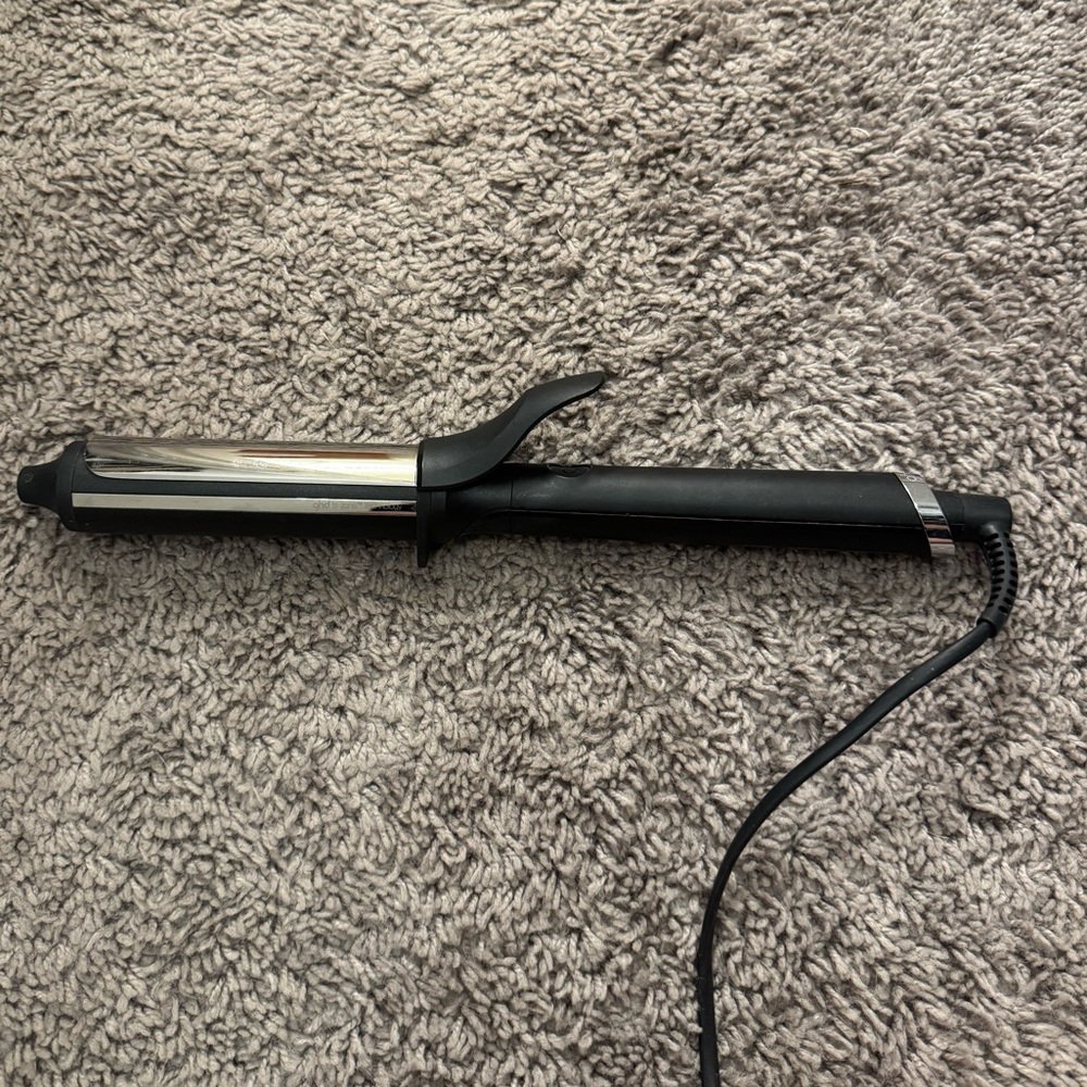 1.25” GHD Curling Iron